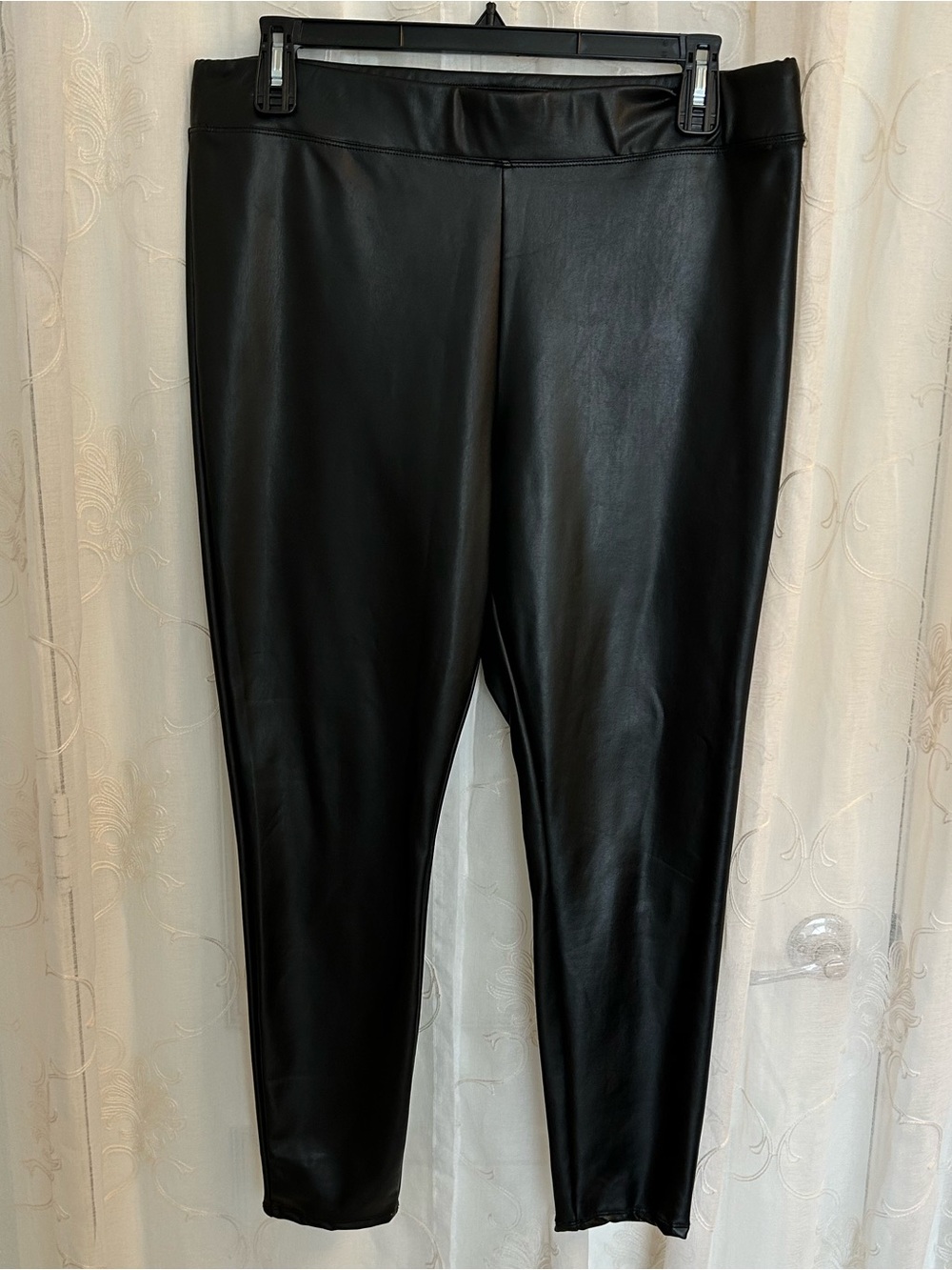 Simply Vera Vera Wang Black Faux Leather Leggings – Women's Size XL